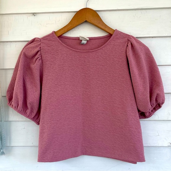 Puff Sleeve Textured Tee - Picture 1 of 3